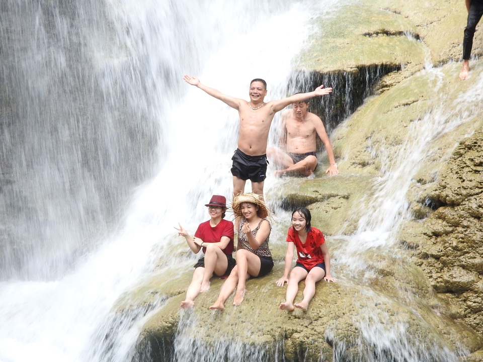 Vẻ đẹp hoang sơ, hùng vĩ không kém phần thơ mộng của Thác Mu - 11 Vẻ đẹp hoang sơ, hùng vĩ không kém phần thơ mộng của Thác Mu - 11