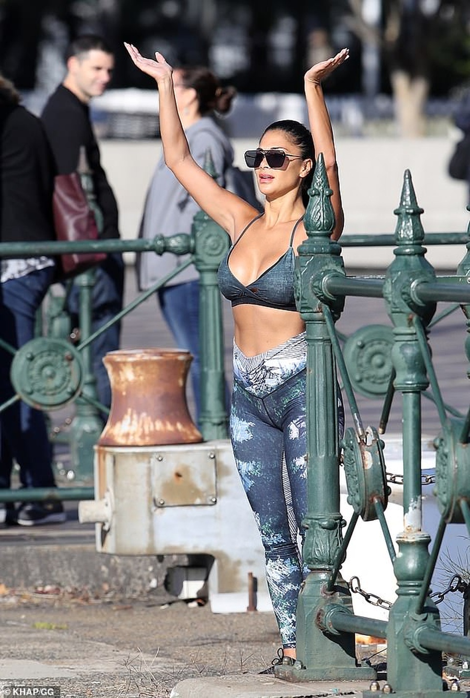 Nicole Scherzinger bốc lửa đi tập thể dục - 4 Nicole Scherzinger bốc lửa đi tập thể dục - 4