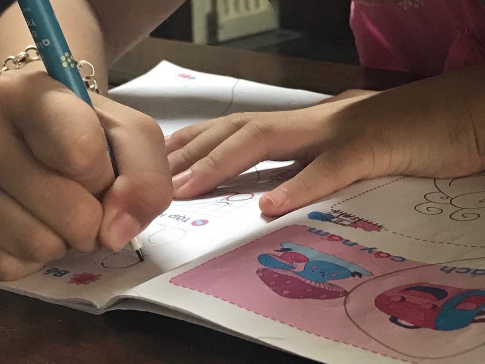 Hết hơi theo lịch học chữ trước khi vào lớp 1 - 4 Hết hơi theo lịch học chữ trước khi vào lớp 1 - 4