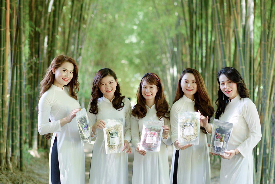 Bản lĩnh kinh doanh làm không ít người phải thán phục của cô gái trẻ vùng núi - 4 Bản lĩnh kinh doanh làm không ít người phải thán phục của cô gái trẻ vùng núi - 4