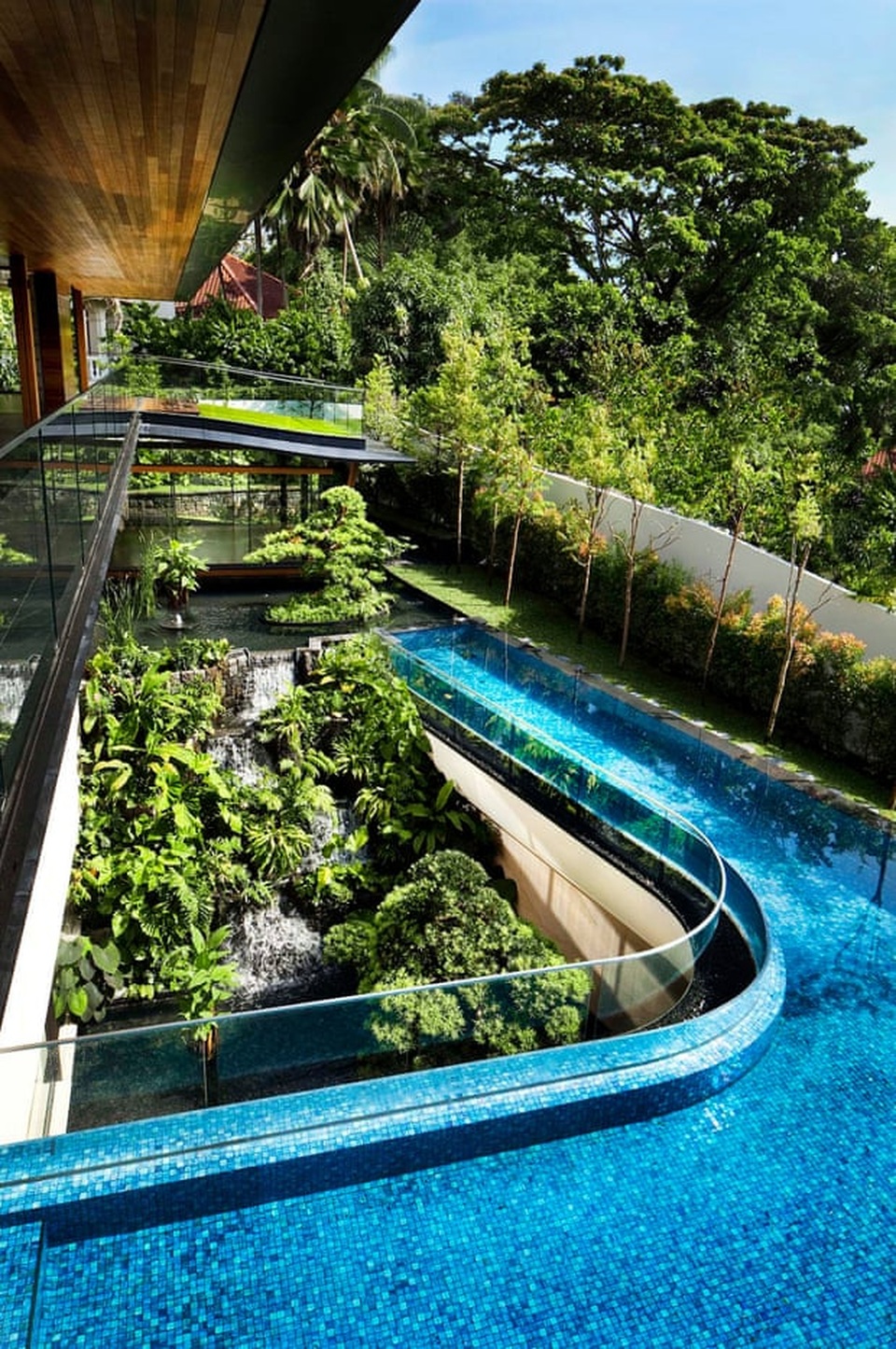 Tỷ phú người Anh tiếp tục mua căn nhà đắt thứ nhì Singapore hơn 33 triệu đô la Mỹ - 2 Tỷ phú người Anh tiếp tục mua căn nhà đắt thứ nhì Singapore hơn 33 triệu đô la Mỹ - 2