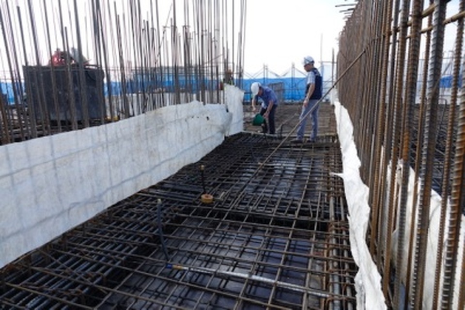 Cất nóc dự án dát vàng 7 sao Hà Nội Golden Lake - 1 Cất nóc dự án dát vàng 7 sao Hà Nội Golden Lake - 1