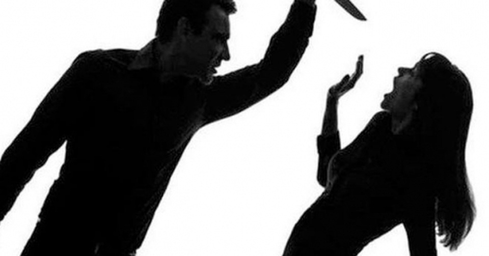 Thảm kịch gia đình sau khi người chồng đẩy cửa phòng khách sạn - 1