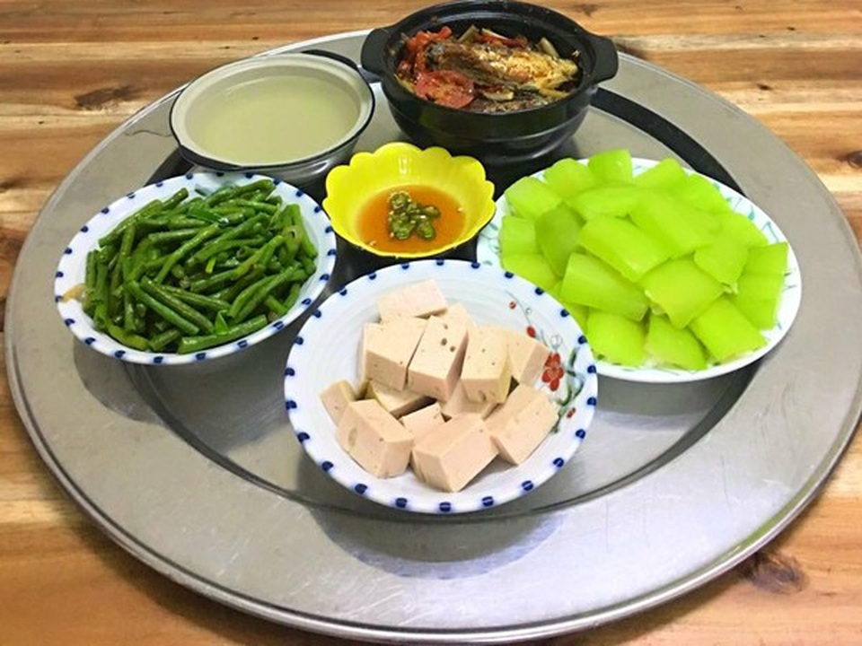 Tự thoát khổ với mâm cơm cữ đạm bạc của mẹ chồng - 2