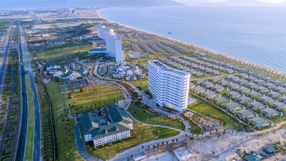 Movenpick Resort Cam Ranh giao dịch sôi động tại TP.HCM - 3 Movenpick Resort Cam Ranh giao dịch sôi động tại TP.HCM - 3
