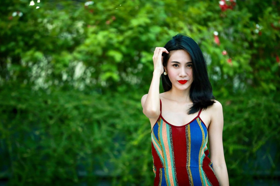 Thuỷ Tiên khoe sắc vóc quyến rũ sau khi bị chê gầy trơ xương - 6