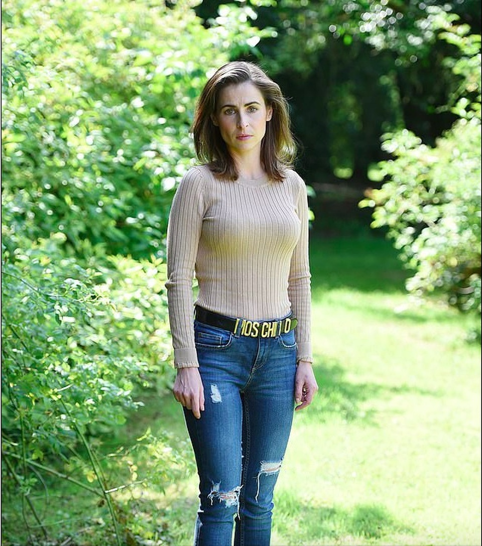 Chồng gia trưởng bắt vợ nhịn đói suốt 12 năm - 2