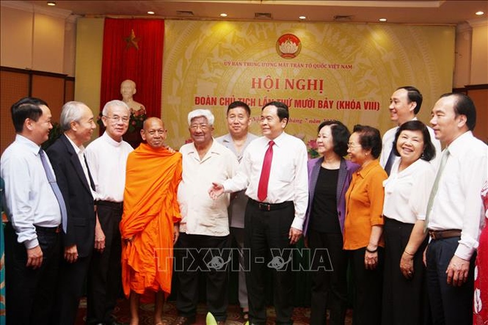 “Diễn biến trên Biển Đông, chỉ dùng từ căng thẳng, phức tạp là chưa đủ!” - 1 “Diễn biến trên Biển Đông, chỉ dùng từ căng thẳng, phức tạp là chưa đủ!” - 1