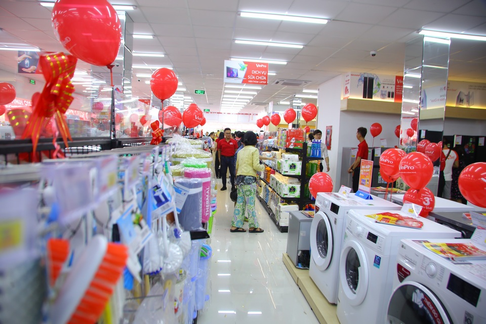 Di động bão hoà, các ông lớn đổ xô vào mô hình bách hóa công nghệ - 3 Di động bão hoà, các ông lớn đổ xô vào mô hình bách hóa công nghệ - 3