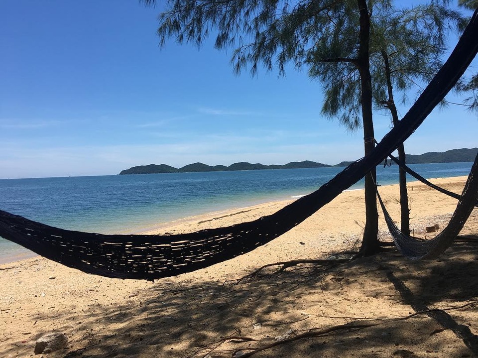 Khám phá đảo Cái Chiên: “Thiên đường bị bỏ quên” ở Quảng Ninh - 4 Khám phá đảo Cái Chiên: “Thiên đường bị bỏ quên” ở Quảng Ninh - 4