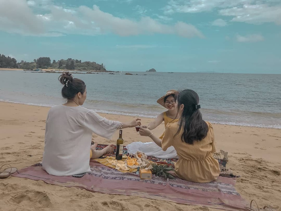 Khám phá đảo Cái Chiên: “Thiên đường bị bỏ quên” ở Quảng Ninh - 8 Khám phá đảo Cái Chiên: “Thiên đường bị bỏ quên” ở Quảng Ninh - 8