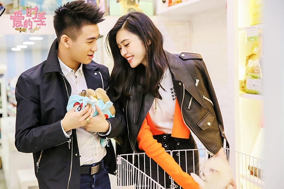 Thiên thần Victoria’s Secret đã mang thai với thiếu gia “Vua sòng bạc Macau” - 5 Thiên thần Victoria’s Secret đã mang thai với thiếu gia “Vua sòng bạc Macau” - 5