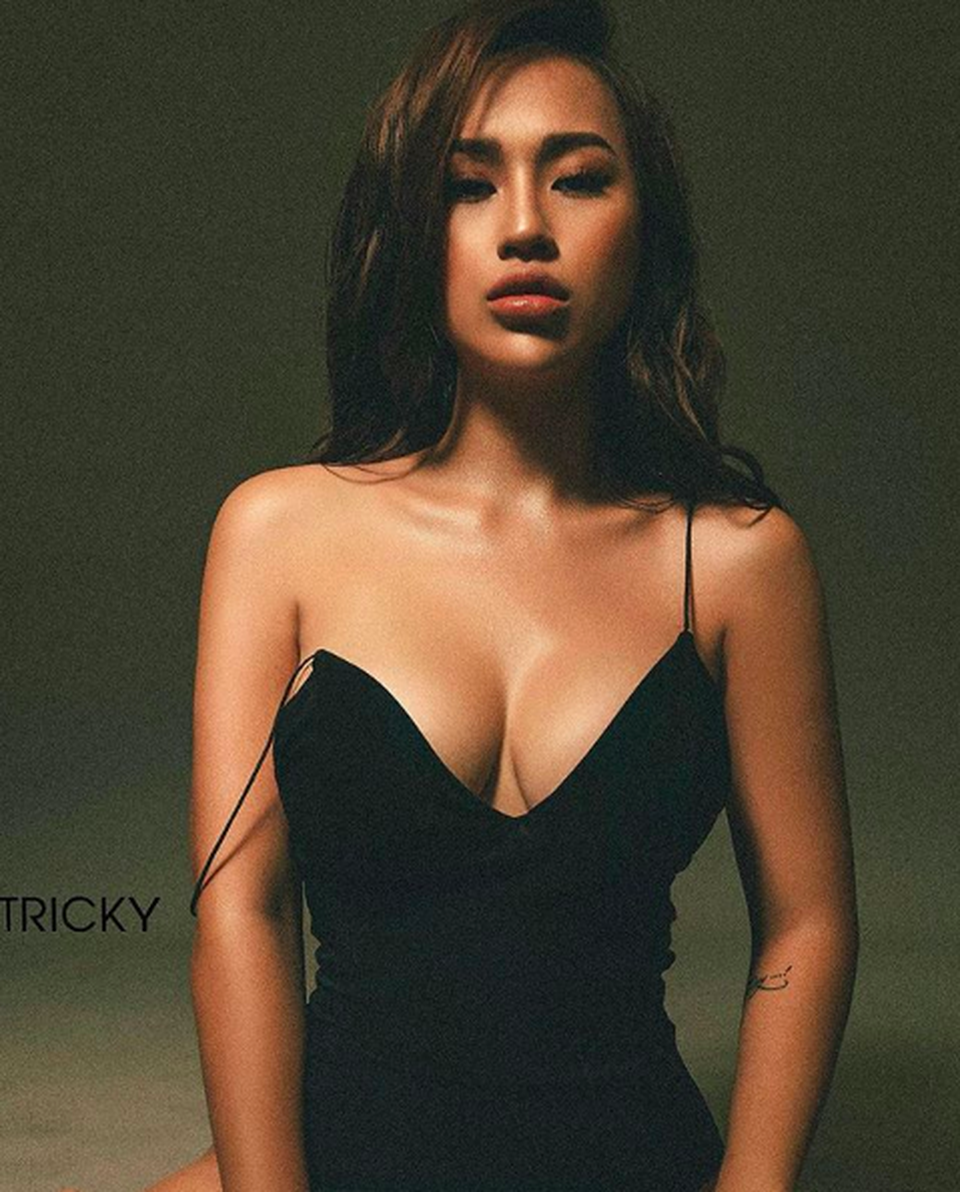DJ Tít ngày càng gợi cảm, tự tin khoe thân hình hoàn hảo - 2 DJ Tít ngày càng gợi cảm, tự tin khoe thân hình hoàn hảo - 2