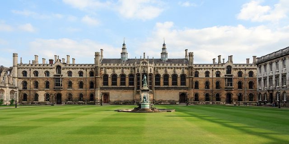 Vượt mặt Cambridge, Oxford lên ngôi đầu bảng đại học tốt nhất Anh quốc - 2 Vượt mặt Cambridge, Oxford lên ngôi đầu bảng đại học tốt nhất Anh quốc - 2