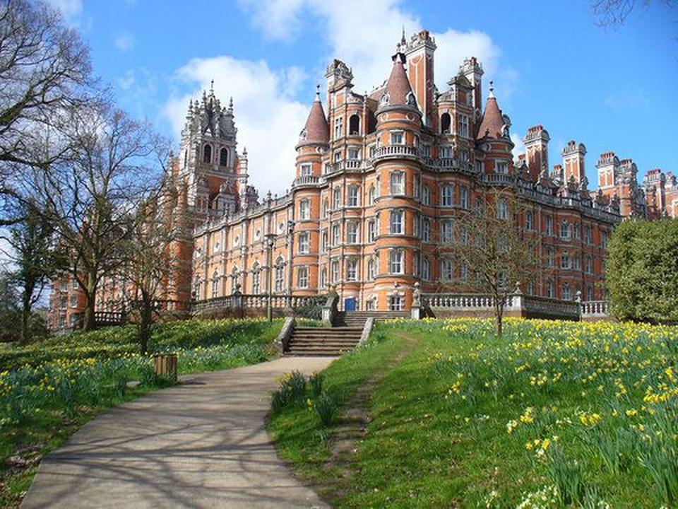 Vượt mặt Cambridge, Oxford lên ngôi đầu bảng đại học tốt nhất Anh quốc - 3 Vượt mặt Cambridge, Oxford lên ngôi đầu bảng đại học tốt nhất Anh quốc - 3