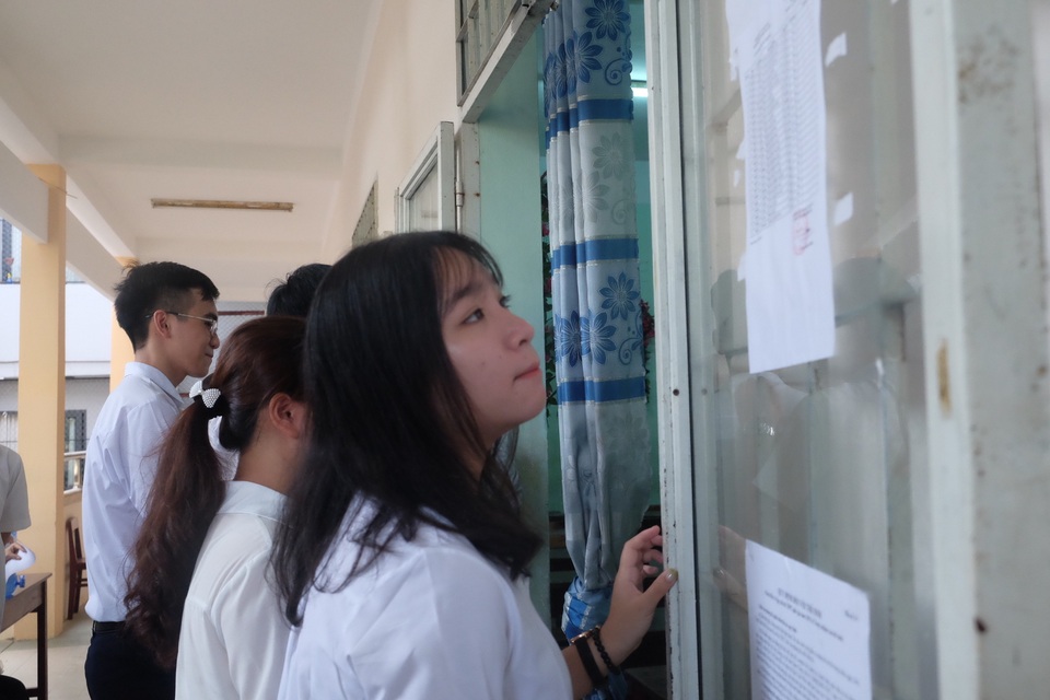 Đà Nẵng: Bài thi thay đổi từ 2,75 điểm lên 7 điểm sau phúc khảo - 1 Đà Nẵng: Bài thi thay đổi từ 2,75 điểm lên 7 điểm sau phúc khảo - 1