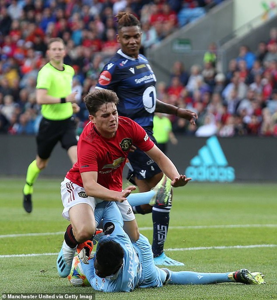 Man Utd thắng khó khăn trước đội bóng của con trai Solskjaer - 1