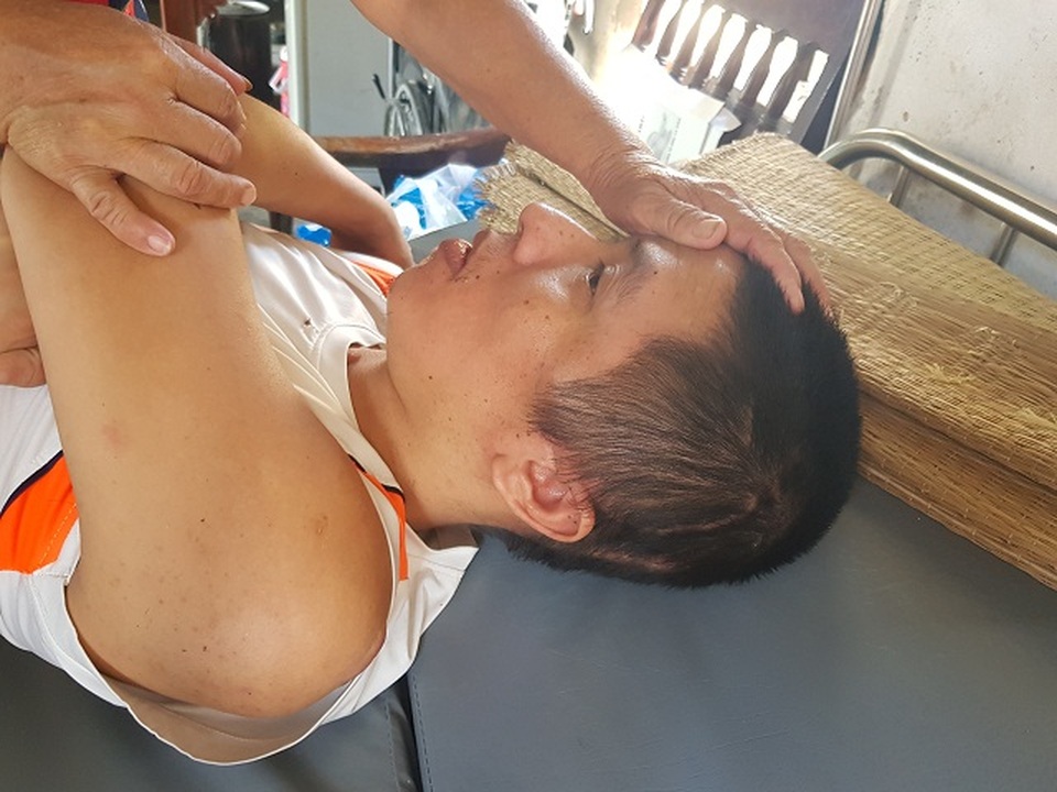 Bạn đọc Dân trí giúp đỡ người đàn bà nghèo đến bất lực gần 54 triệu đồng - 3 Bạn đọc Dân trí giúp đỡ người đàn bà nghèo đến bất lực gần 54 triệu đồng - 3