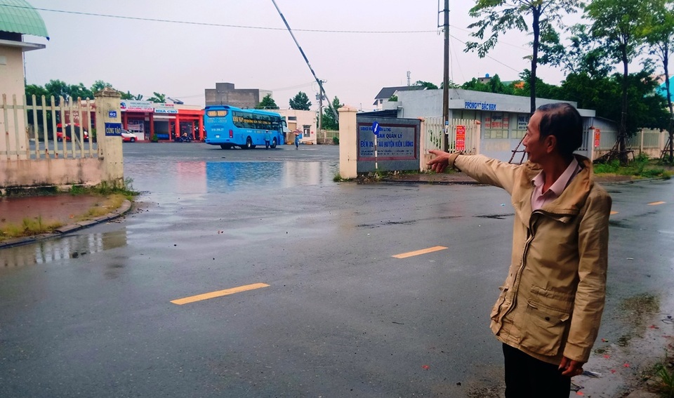 Yêu cầu báo cáo Chủ tịch tỉnh Kiên Giang vụ thu hồi đất 20 năm chưa đền bù cho dân! - 4 Yêu cầu báo cáo Chủ tịch tỉnh Kiên Giang vụ thu hồi đất 20 năm chưa đền bù cho dân! - 4