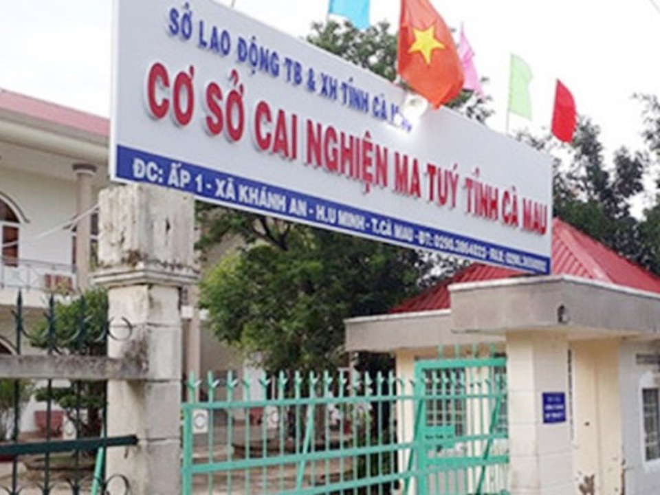 Cà Mau: Lãnh đạo Cơ sở cai nghiện ma túy bị tố tuyển dụng nhiều người thân - 1 Cà Mau: Lãnh đạo Cơ sở cai nghiện ma túy bị tố tuyển dụng nhiều người thân - 1