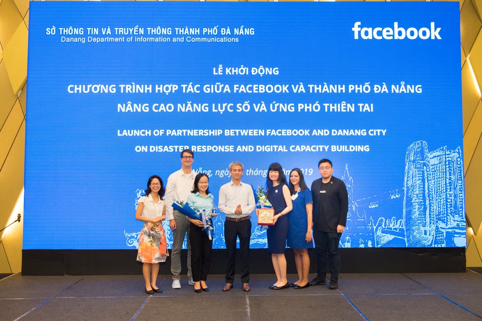 Facebook và Đà Nẵng hợp tác nâng cao năng lực số và ứng phó thiên tai - 1 Facebook và Đà Nẵng hợp tác nâng cao năng lực số và ứng phó thiên tai - 1
