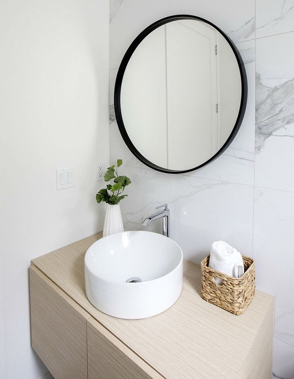 Nhà phố hẹp vẫn đẹp nao lòng nhờ thiết kế tối giản - 7 Nhà phố hẹp vẫn đẹp nao lòng nhờ thiết kế tối giản - 7