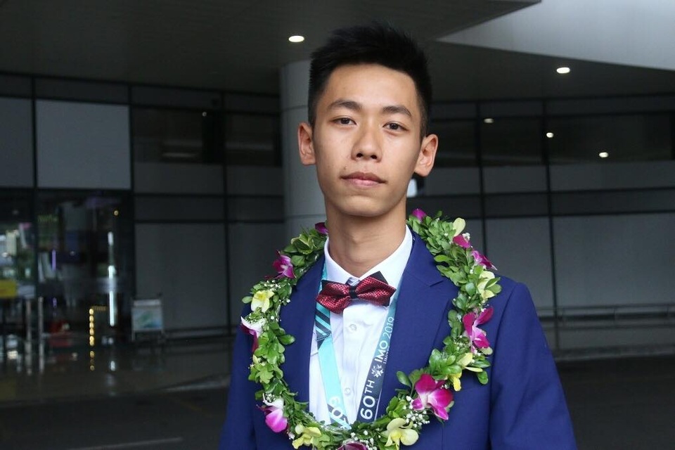 Gần 20 năm mới có Huy chương Vàng Toán quốc tế vào sư phạm - 1 Gần 20 năm mới có Huy chương Vàng Toán quốc tế vào sư phạm - 1