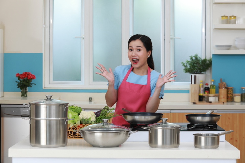 Lâm Vỹ Dạ chia sẻ tuyệt phẩm nhà bếp có một không hai - 2 Lâm Vỹ Dạ chia sẻ tuyệt phẩm nhà bếp có một không hai - 2