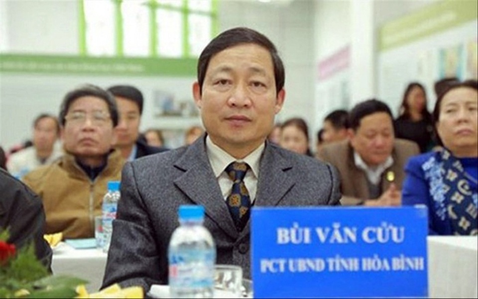 Vụ gian lận điểm thi ở Hòa Bình: Cảnh cáo Phó Chủ tịch tỉnh Bùi Văn Cửu - 1 Vụ gian lận điểm thi ở Hòa Bình: Cảnh cáo Phó Chủ tịch tỉnh Bùi Văn Cửu - 1