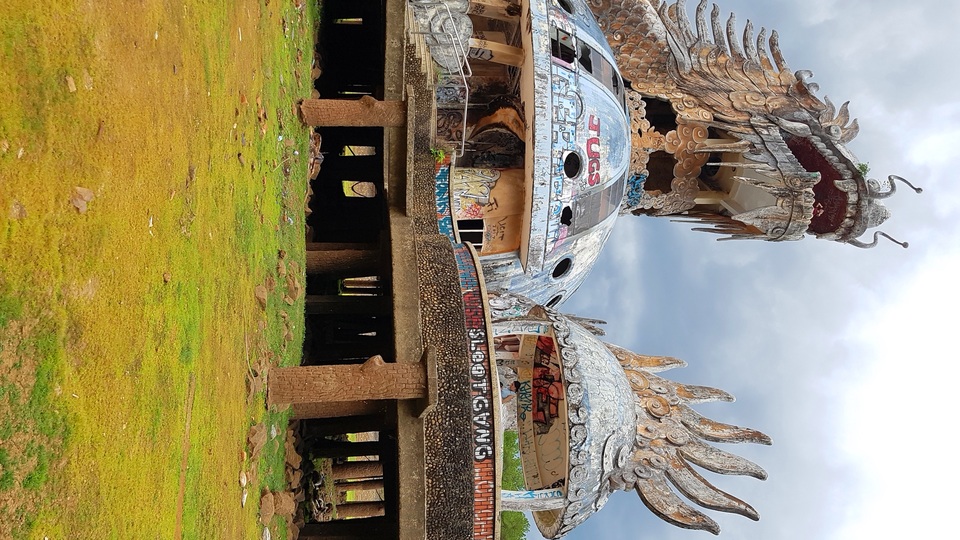 Sửng sốt cảnh công viên nước bỏ hoang ma mị từng lên báo Mỹ bỗng cạn khô trơ cả đáy - 11 Sửng sốt cảnh công viên nước bỏ hoang ma mị từng lên báo Mỹ bỗng cạn khô trơ cả đáy - 11