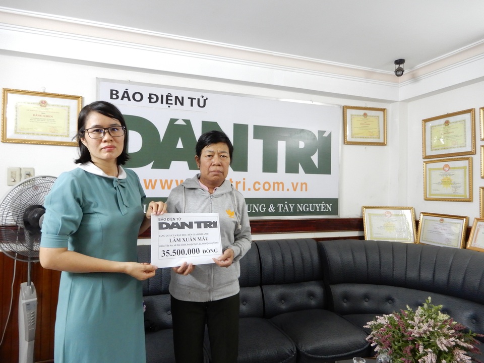 Bạn đọc Dân trí giúp đỡ “người phụ nữ cô đơn lần thứ 5 chống chọi với căn bệnh ung thư” hơn 35 triệu đồng - 1 Bạn đọc Dân trí giúp đỡ “người phụ nữ cô đơn lần thứ 5 chống chọi với căn bệnh ung thư” hơn 35 triệu đồng - 1