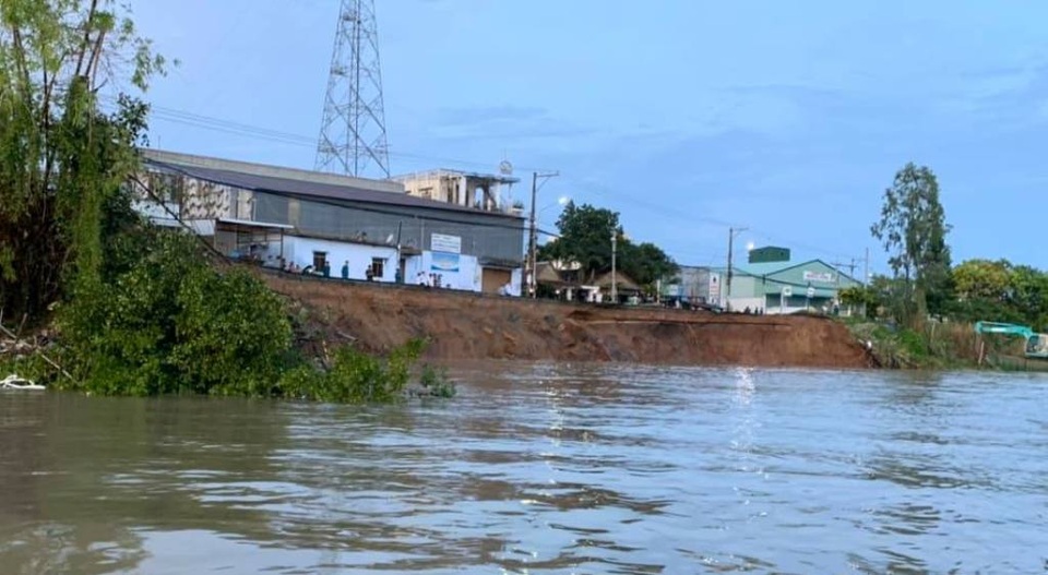 Bộ GTVT thông tin chính thức vụ quốc lộ 91 bị sạt lở xuống sông Hậu - 1