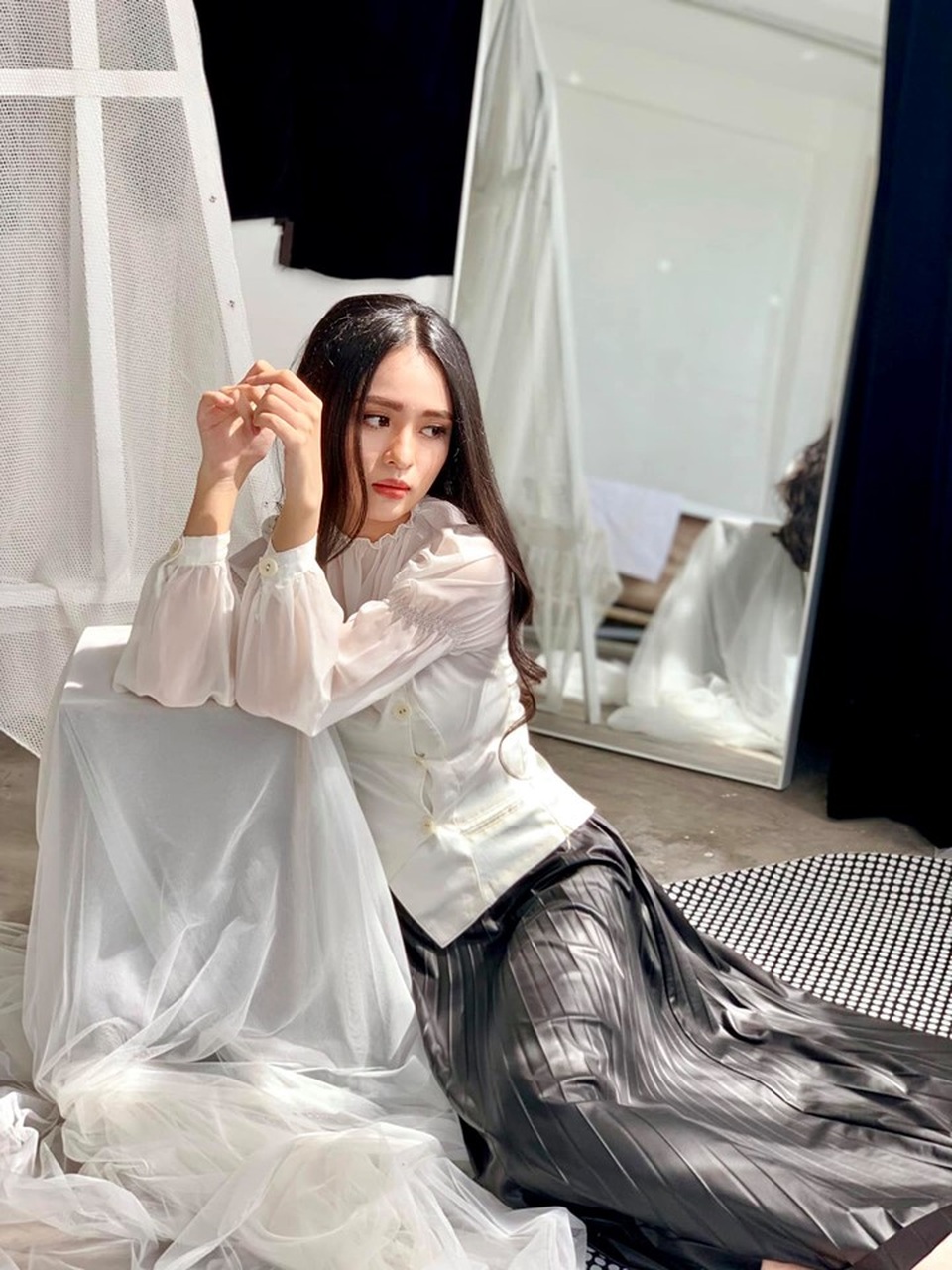 Hoa khôi Đại học Tôn Đức Thắng trong trẻo trong bộ ảnh thanh xuân - 10 Hoa khôi Đại học Tôn Đức Thắng trong trẻo trong bộ ảnh thanh xuân - 10