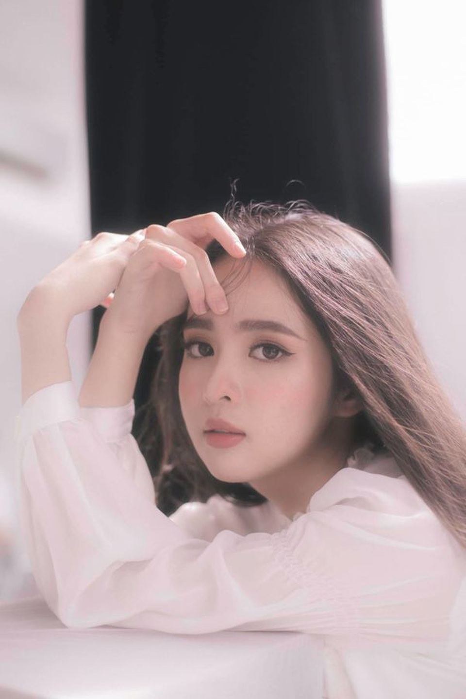 Hoa khôi Đại học Tôn Đức Thắng trong trẻo trong bộ ảnh thanh xuân - 12 Hoa khôi Đại học Tôn Đức Thắng trong trẻo trong bộ ảnh thanh xuân - 12
