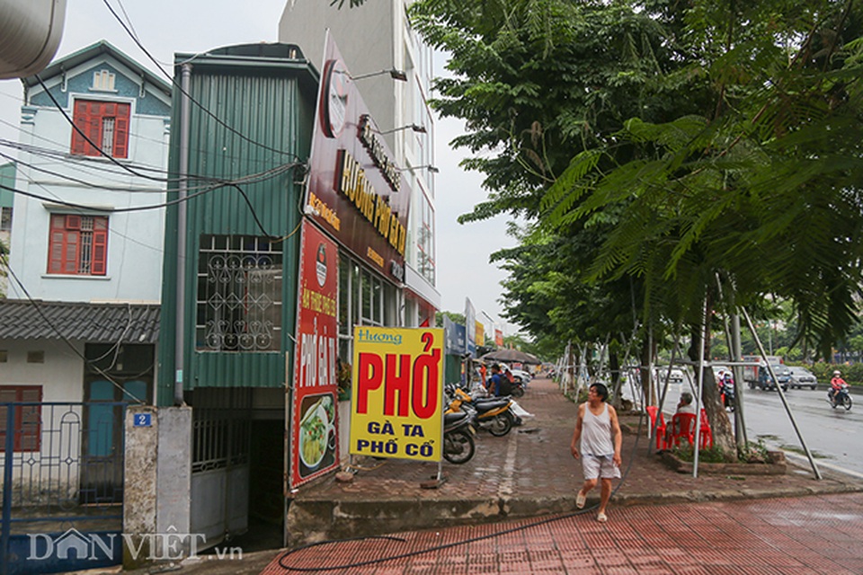Nhà siêu mỏng, siêu méo trên con đường nghìn tỷ đang xây dựng - 9 Nhà siêu mỏng, siêu méo trên con đường nghìn tỷ đang xây dựng - 9