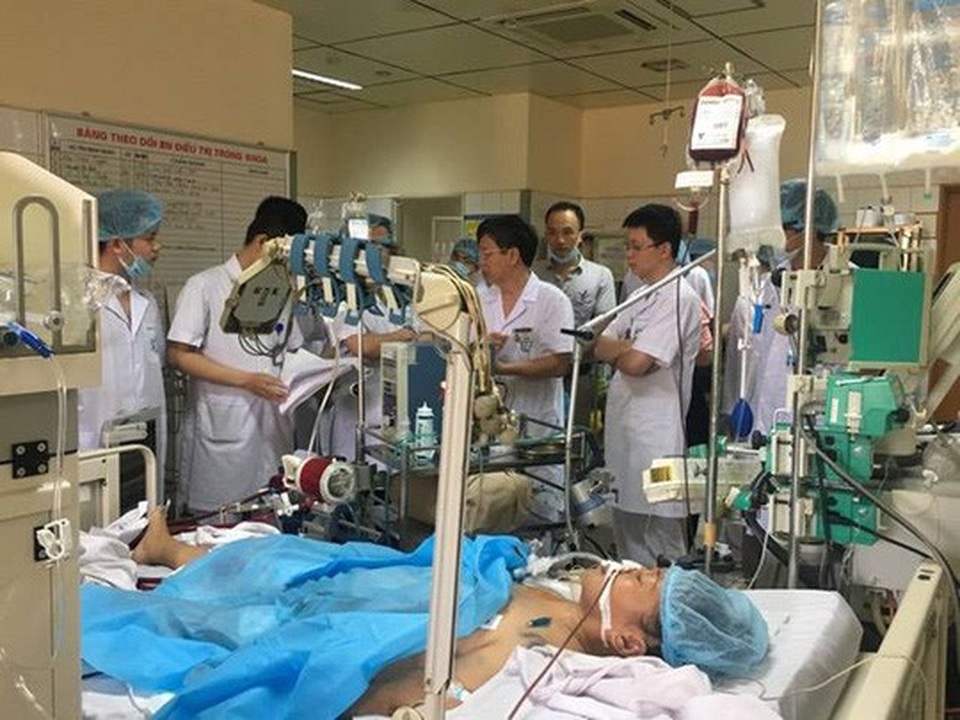Bộ Y tế tìm ra chứng cứ mới trong vụ tai biến chạy thận khiến 8 bệnh nhân tử vong - 1 Bộ Y tế tìm ra chứng cứ mới trong vụ tai biến chạy thận khiến 8 bệnh nhân tử vong - 1