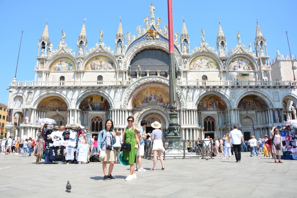 Chi hàng trăm triệu cùng con bước ra bên ngoài, người mẹ vẫn thấy... quá lãi! - 8