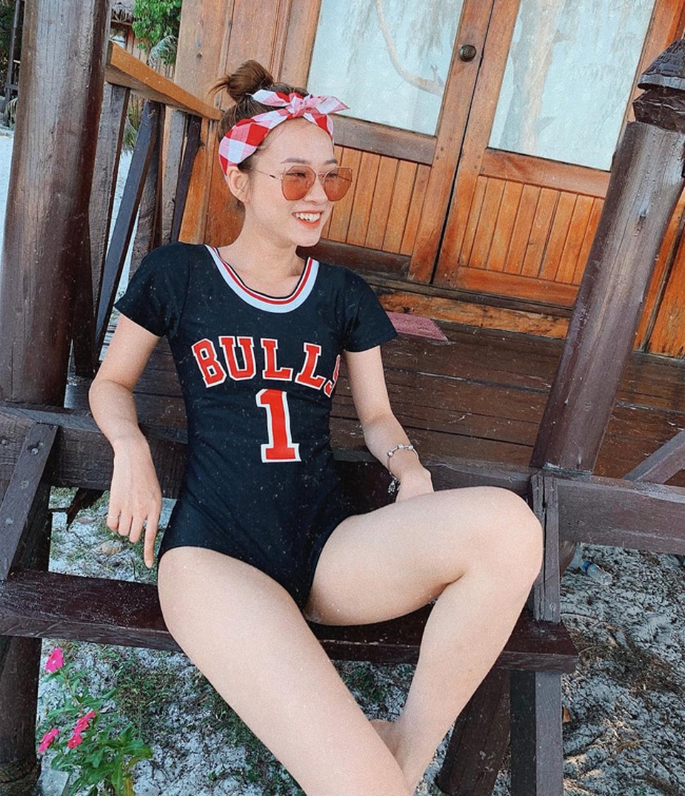Hai hot girl nóng bỏng từng tố Trâm Anh sống giả tạo giờ ra sao? - 16 Hai hot girl nóng bỏng từng tố Trâm Anh sống giả tạo giờ ra sao? - 16