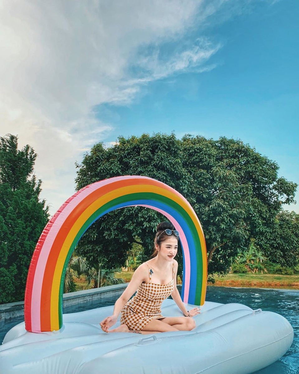Hai hot girl nóng bỏng từng tố Trâm Anh sống giả tạo giờ ra sao? - 8 Hai hot girl nóng bỏng từng tố Trâm Anh sống giả tạo giờ ra sao? - 8