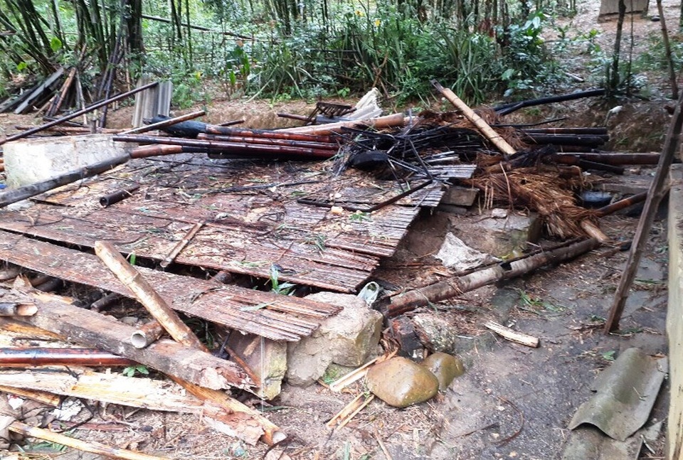 Bố trí tàu, ôtô và huy động hàng trăm chiến sĩ sẵn sàng ứng phó bão số 3 - 10 Bố trí tàu, ôtô và huy động hàng trăm chiến sĩ sẵn sàng ứng phó bão số 3 - 10