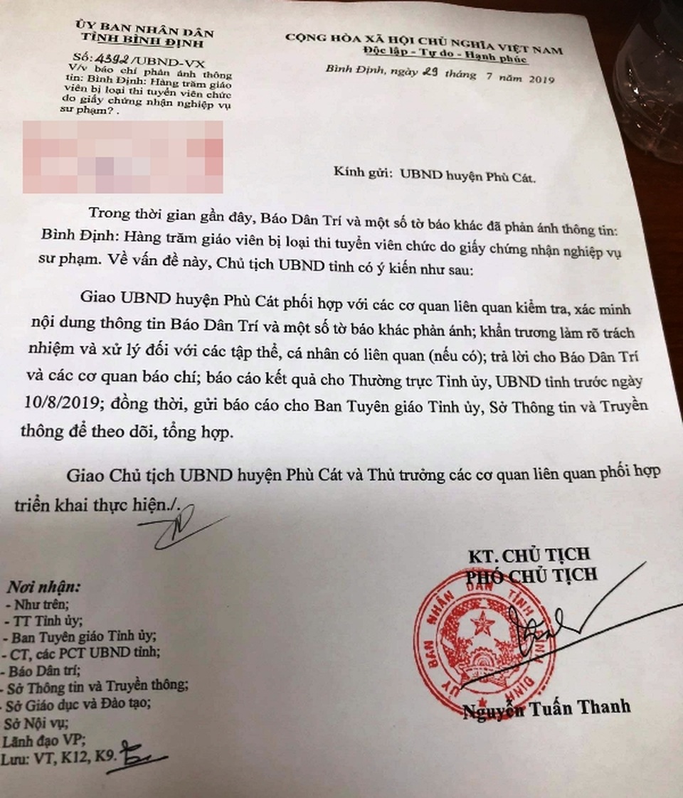 Chủ tịch tỉnh Bình Định: Làm rõ vụ “giáo viên bị loại thi tuyển do giấy chứng nhận sư phạm” - 1 Chủ tịch tỉnh Bình Định: Làm rõ vụ “giáo viên bị loại thi tuyển do giấy chứng nhận sư phạm” - 1
