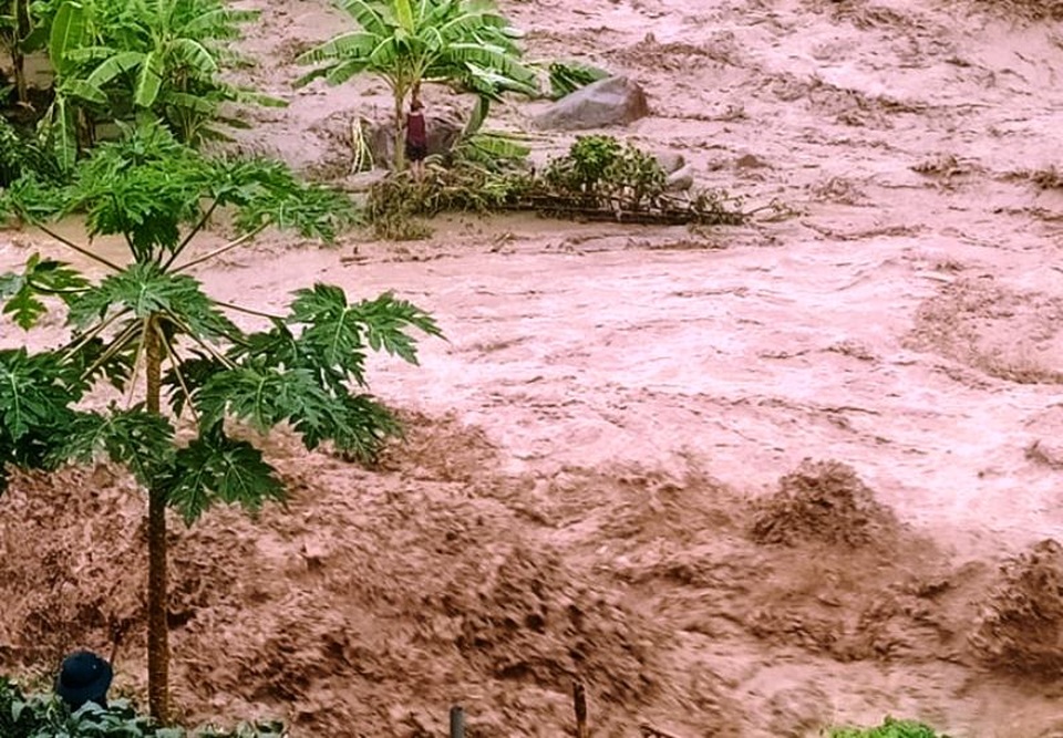 Thanh Hóa: 14 người mất tích do ảnh hưởng mưa bão - 5 Thanh Hóa: 14 người mất tích do ảnh hưởng mưa bão - 5