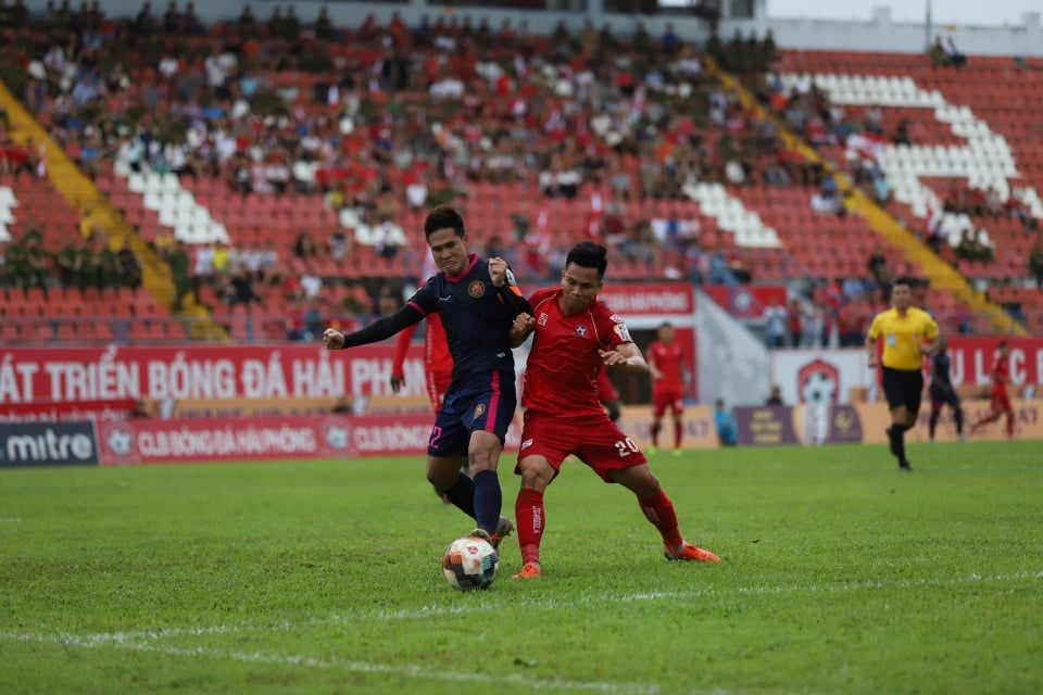 Đá hỏng 11m, CLB Hải Phòng trắng tay phút cuối trước Sài Gòn FC - 1 Đá hỏng 11m, CLB Hải Phòng trắng tay phút cuối trước Sài Gòn FC - 1