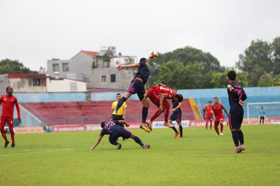 Đá hỏng 11m, CLB Hải Phòng trắng tay phút cuối trước Sài Gòn FC - 2 Đá hỏng 11m, CLB Hải Phòng trắng tay phút cuối trước Sài Gòn FC - 2