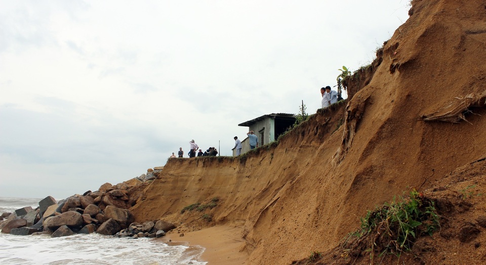 Phú Yên chi gần 800 tỷ đồng để xây kè bảo vệ hàng trăm hộ dân - 1