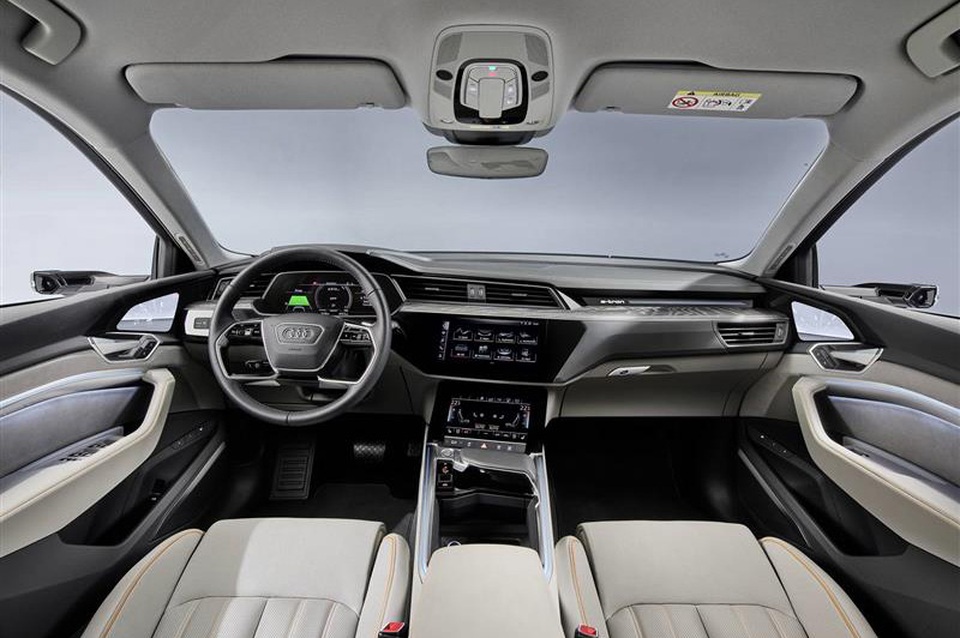 Audi sẽ ra Q5 chạy điện vào năm 2020 - 3 Audi sẽ ra Q5 chạy điện vào năm 2020 - 3