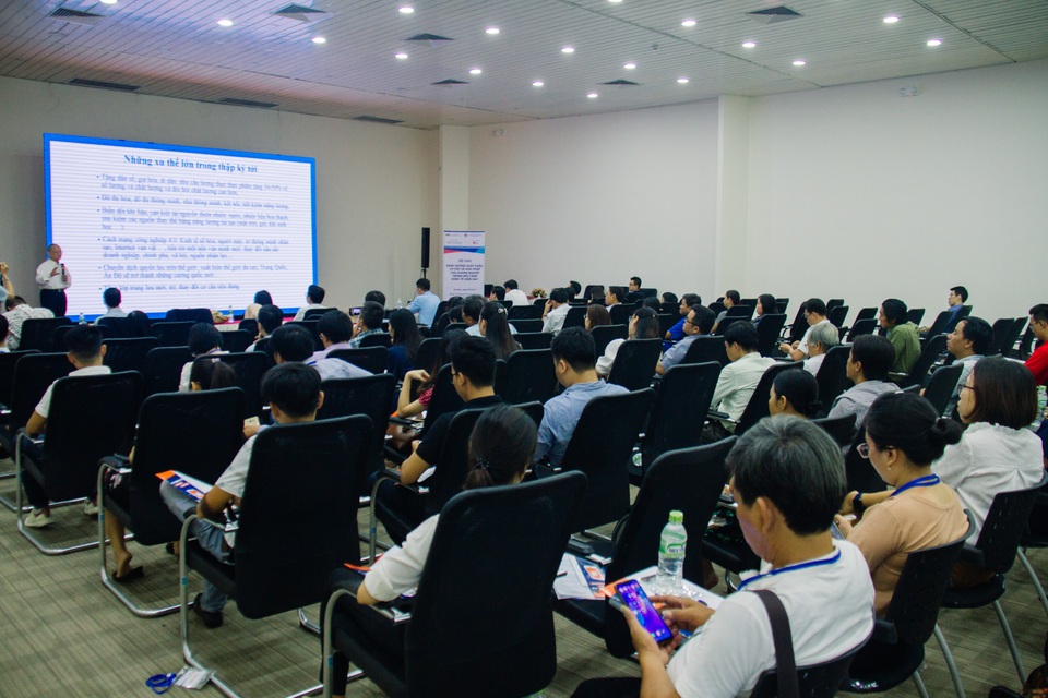Trung Quốc siết nhập khẩu: Việt Nam phải gắng sức mở thị trường mới - 1 Trung Quốc siết nhập khẩu: Việt Nam phải gắng sức mở thị trường mới - 1