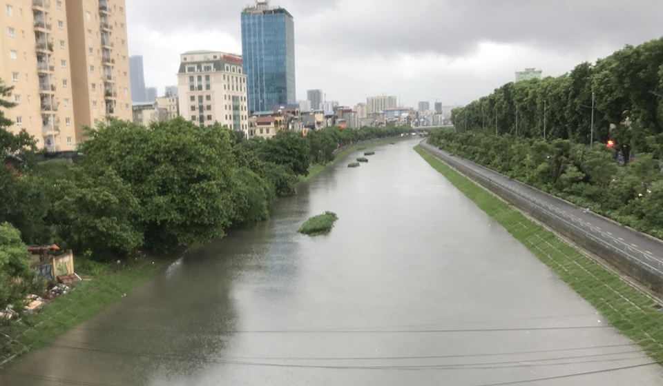 Khu thí nghiệm công nghệ Nhật làm sạch sông Tô Lịch lại chìm trong nước - 9 Khu thí nghiệm công nghệ Nhật làm sạch sông Tô Lịch lại chìm trong nước - 9