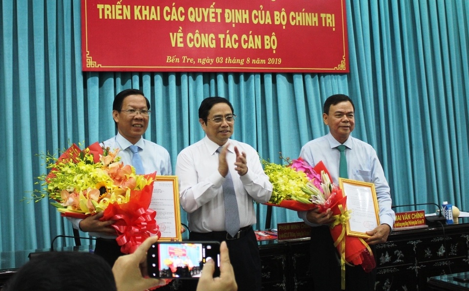 Bộ Chính trị chuẩn y ông Phan Văn Mãi làm Bí thư Tỉnh ủy Bến Tre - 1 Bộ Chính trị chuẩn y ông Phan Văn Mãi làm Bí thư Tỉnh ủy Bến Tre - 1
