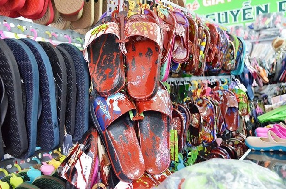 Khủng bố nhà hàng, quán ăn: Chiêu cạnh tranh bẩn - 4 Khủng bố nhà hàng, quán ăn: Chiêu cạnh tranh bẩn - 4